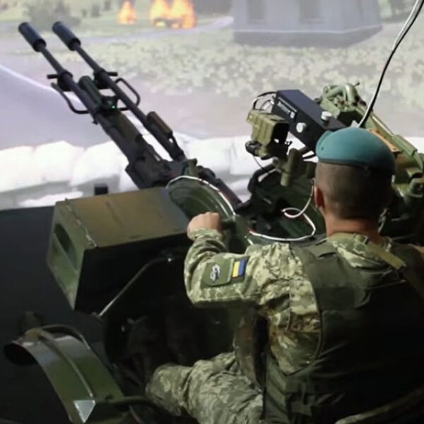 Відпрацювання бойових задач на тренажері ЗУ-23-2 Відпрацювання бойових задач на тренажері ЗУ-23-2