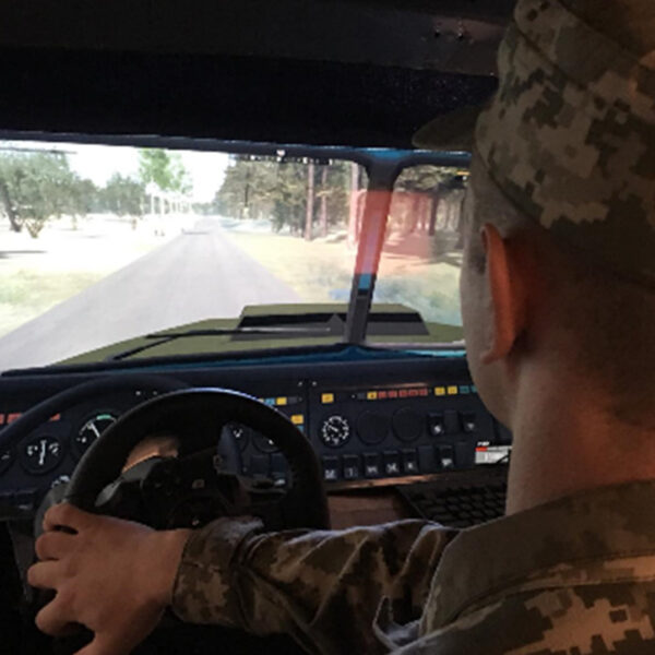 Тренажер водіння вантажного автомобіля КрАЗ